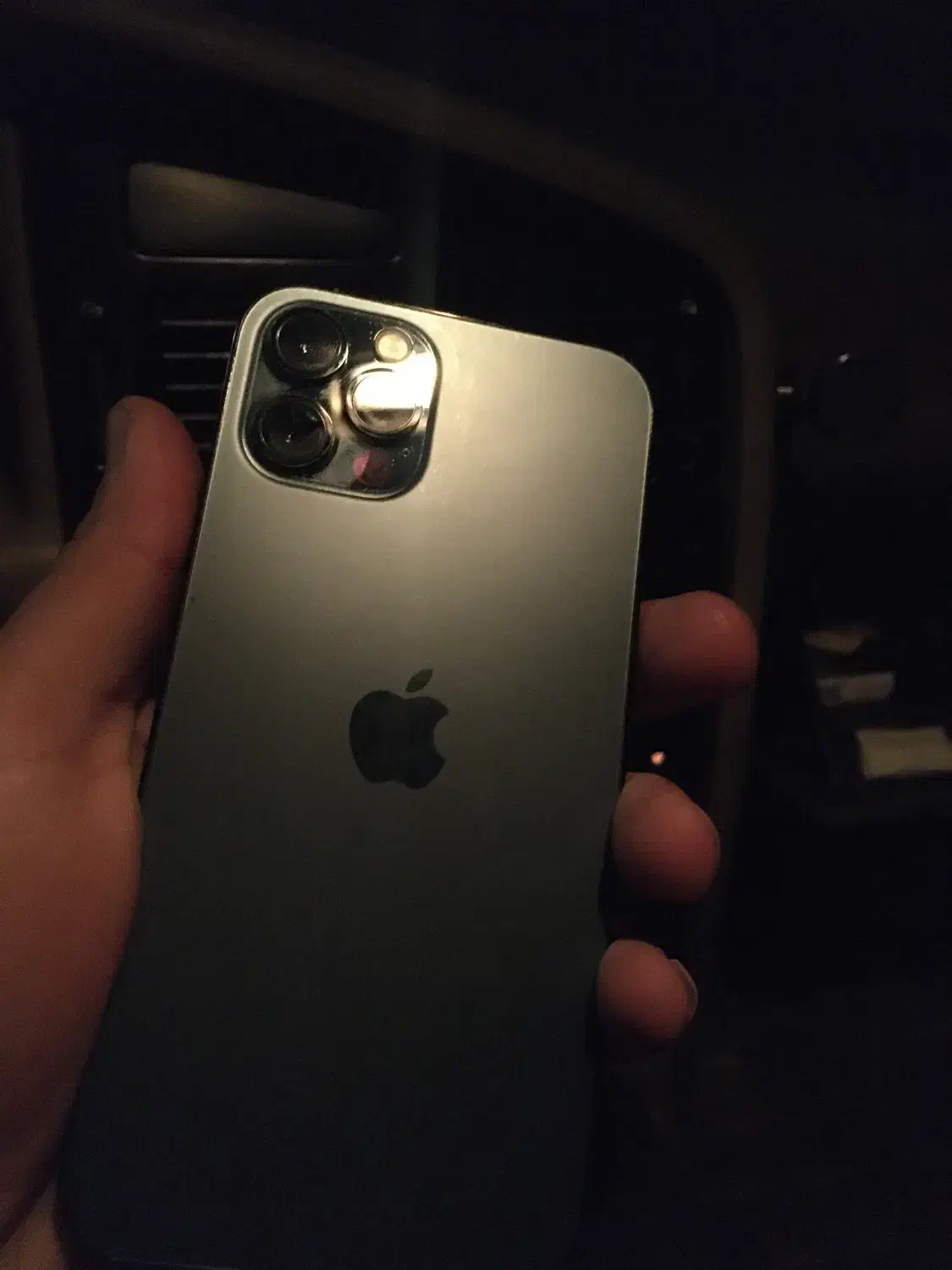 ۱۲پرو|موبایل|اصفهان, دستگرده|دیوار