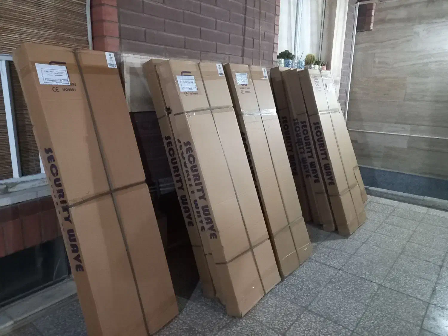 تگ کیف دزدگیر کفش گیت ارایشی و کتاب لباس گیت پوشاک|فروشگاه و مغازه|قم, زنبیل آباد|دیوار