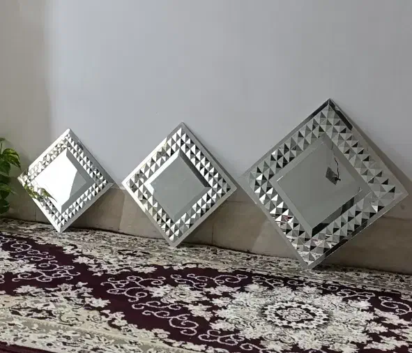 آینه|آینه|قائن, |دیوار