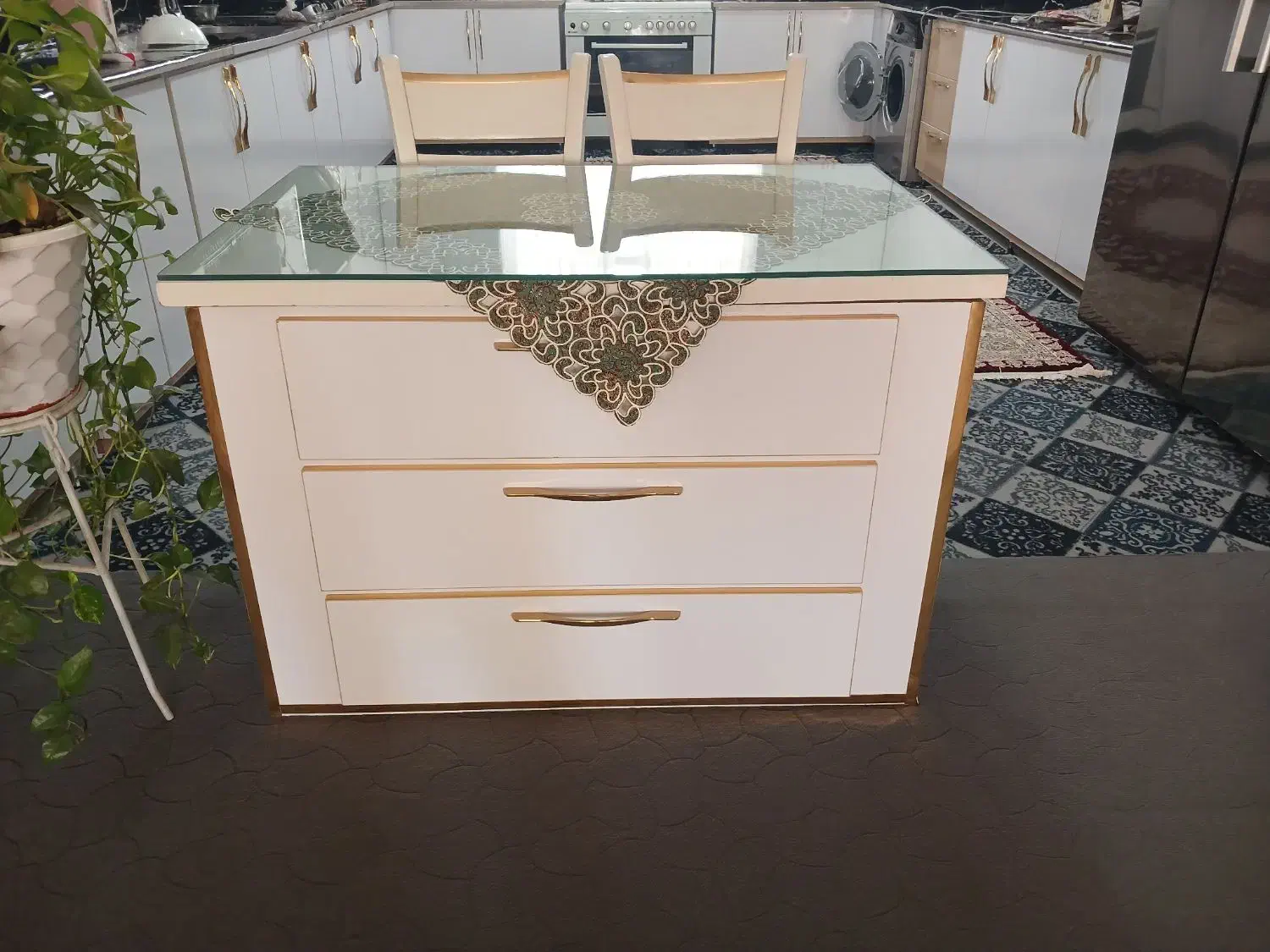 میز و صندلی جزیره|میز و صندلی غذاخوری|لنجان, |دیوار