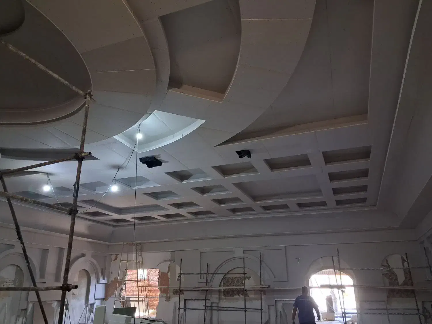 سیم کشی ساختمان|خدمات پیشه و مهارت|میاندوآب, |دیوار