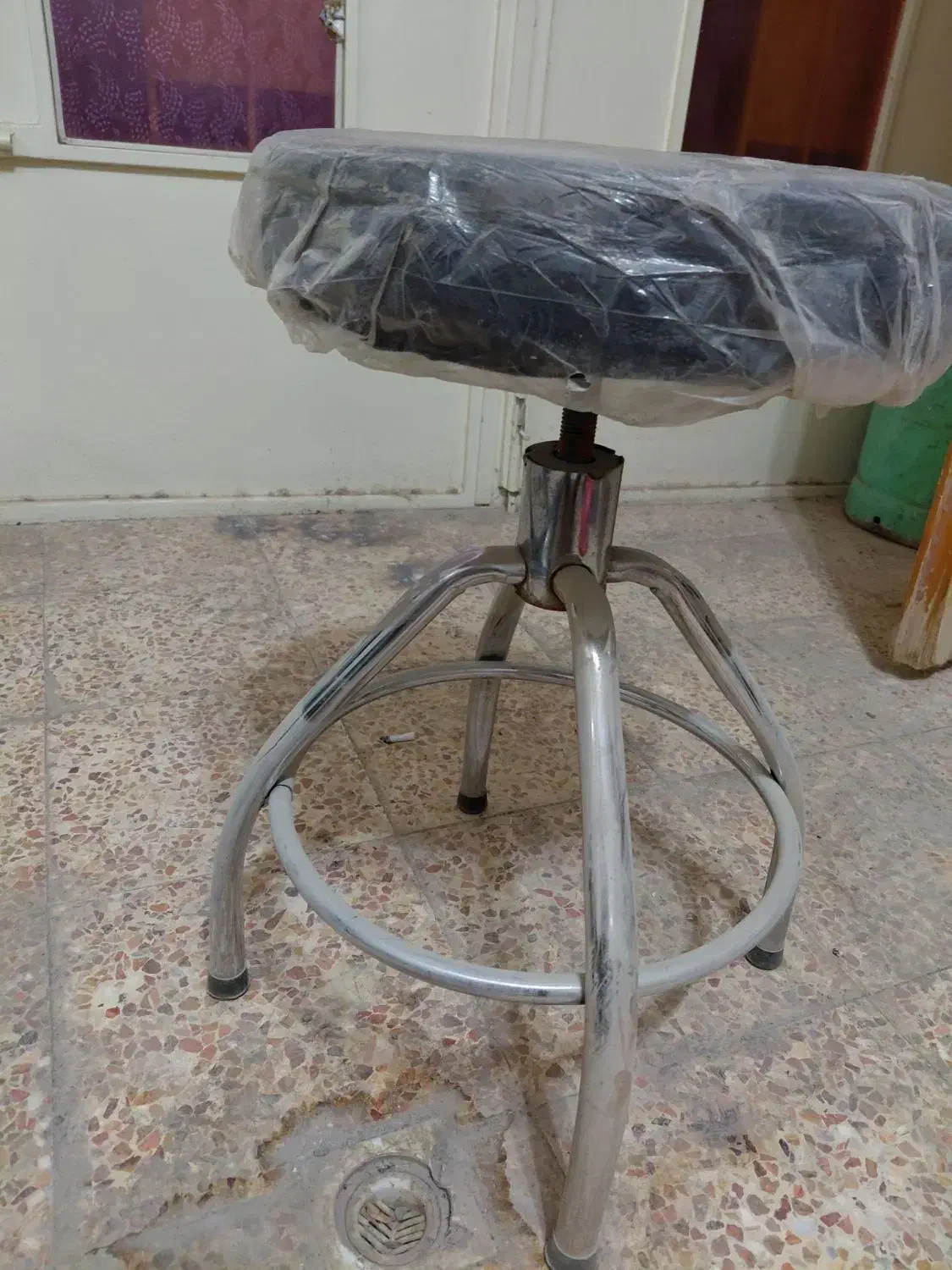 تجهیزات آرایشگاه|آرایشگاه و سالن‌های زیبایی|خمینی‌شهر, |دیوار