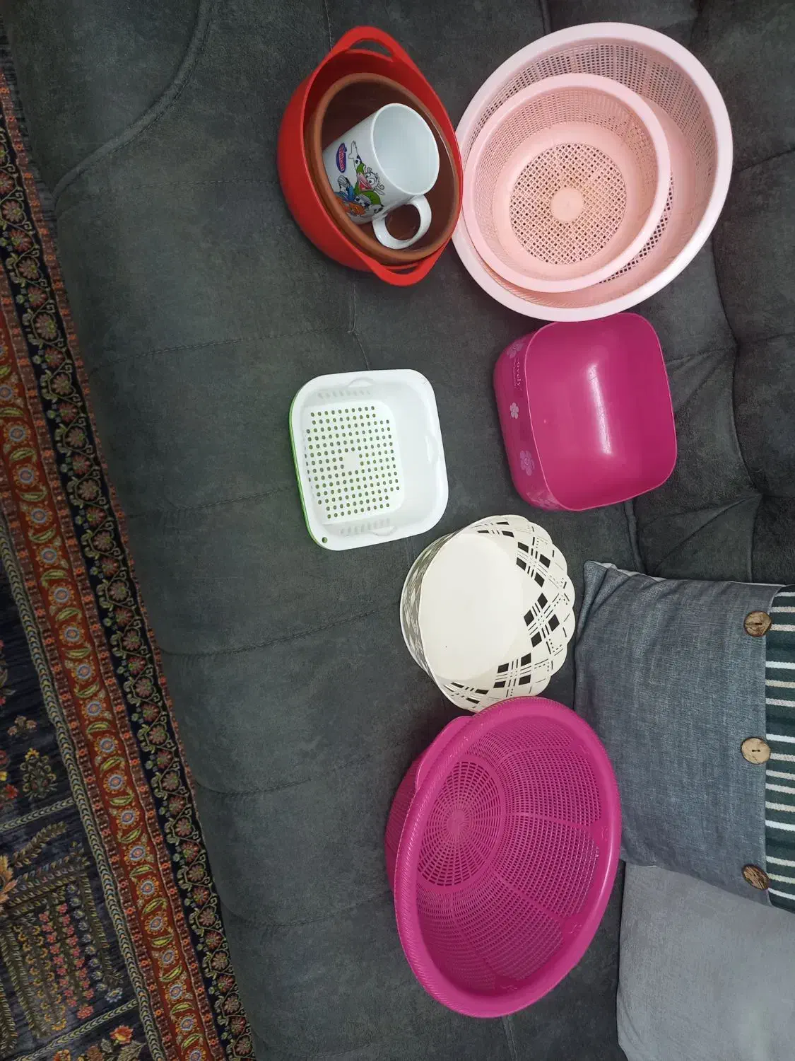 ظروف پلاستیکی|ظروف نگهدارنده، پلاستیکی، یک‌بارمصرف|کیش, |دیوار