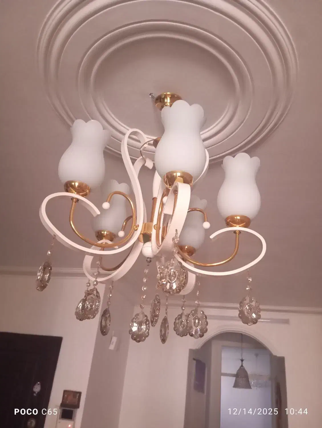 لوستر پنج شاخه|لوستر و چراغ آویز|کرج, اصفهانی‌ها|دیوار