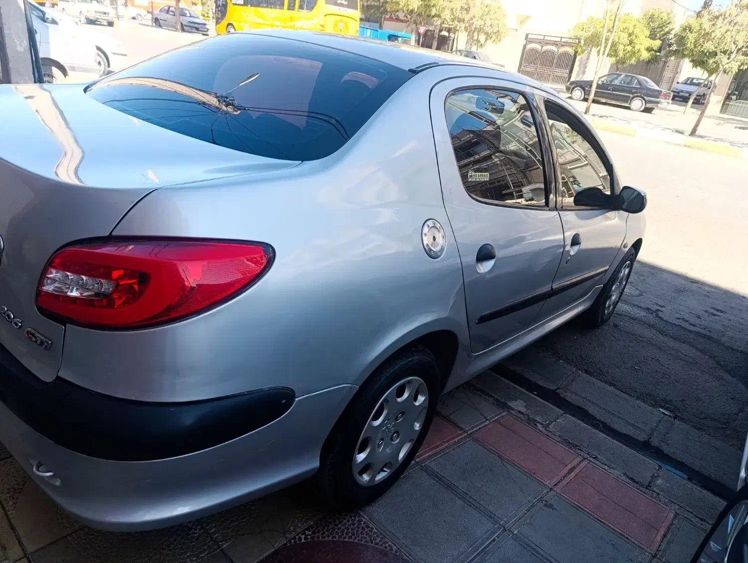 ۲۰۶ تیوفای وتقویت بدون آفتاب سوختگی|خودرو سواری و وانت|دهگلان, |دیوار