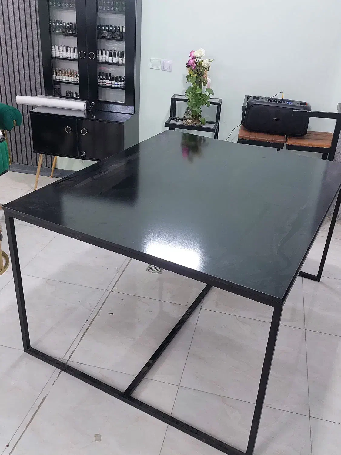 میز کار کاملا نو|دفتر کار|فولادشهر, B2|دیوار