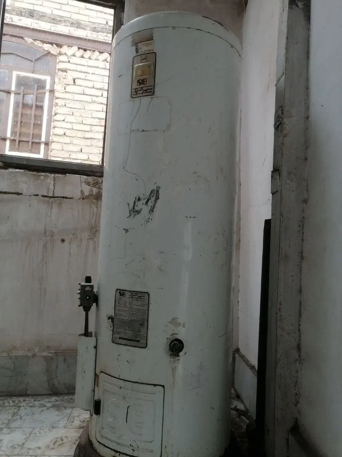 آبگرمکن زمینی|آبگرمکن، پکیج، شوفاژ|بومهن, |دیوار