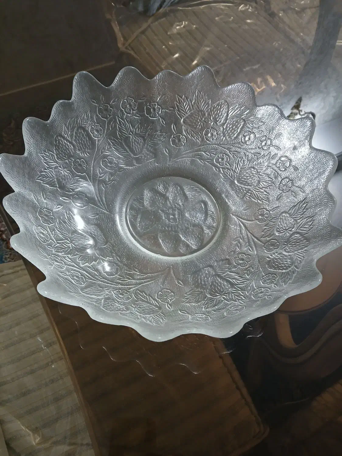 ظرف میوه بسیار تمیز|ظروف سرو و پذیرایی|اندیشه, اندیشه فاز ۴|دیوار