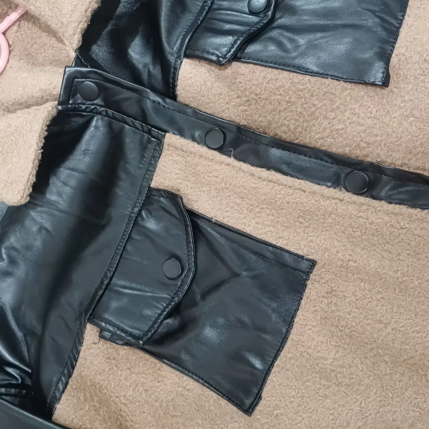 پالتو شلوار چرم کفتان نونو|لباس|خرمآباد, |دیوار