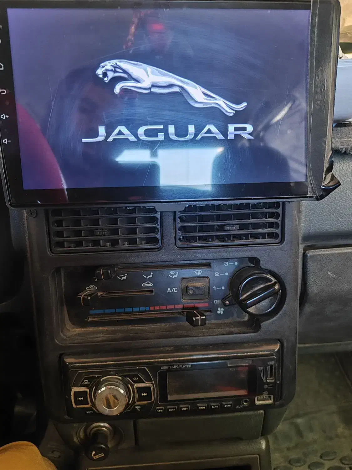 فروش مانیتور ماشین|قطعات یدکی و لوازم جانبی|سراوان, |دیوار