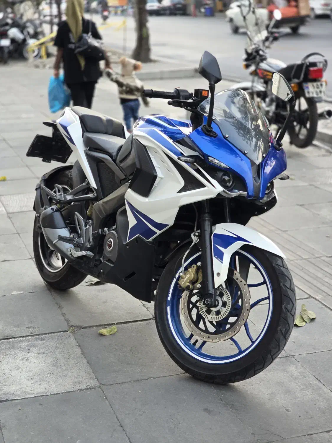 RS 200 (بنلی ،مگلی،ان اس)|موتورسیکلت|تهران, جی|دیوار