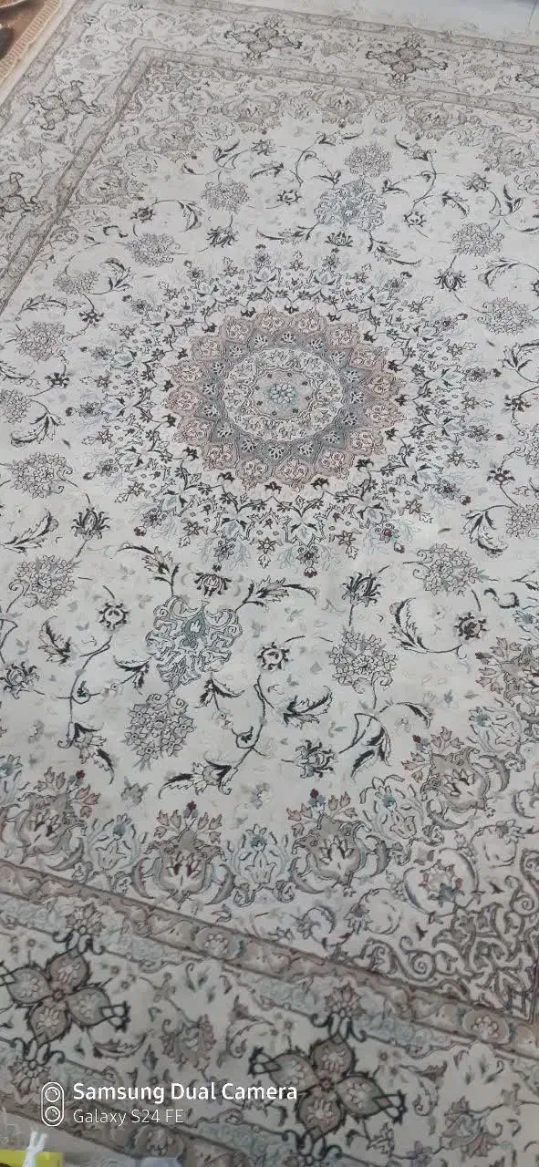 قالی ۱۲ متری ۷۰۰ شانه سلیمان|فرش|اصفهان, ملاصدرا|دیوار