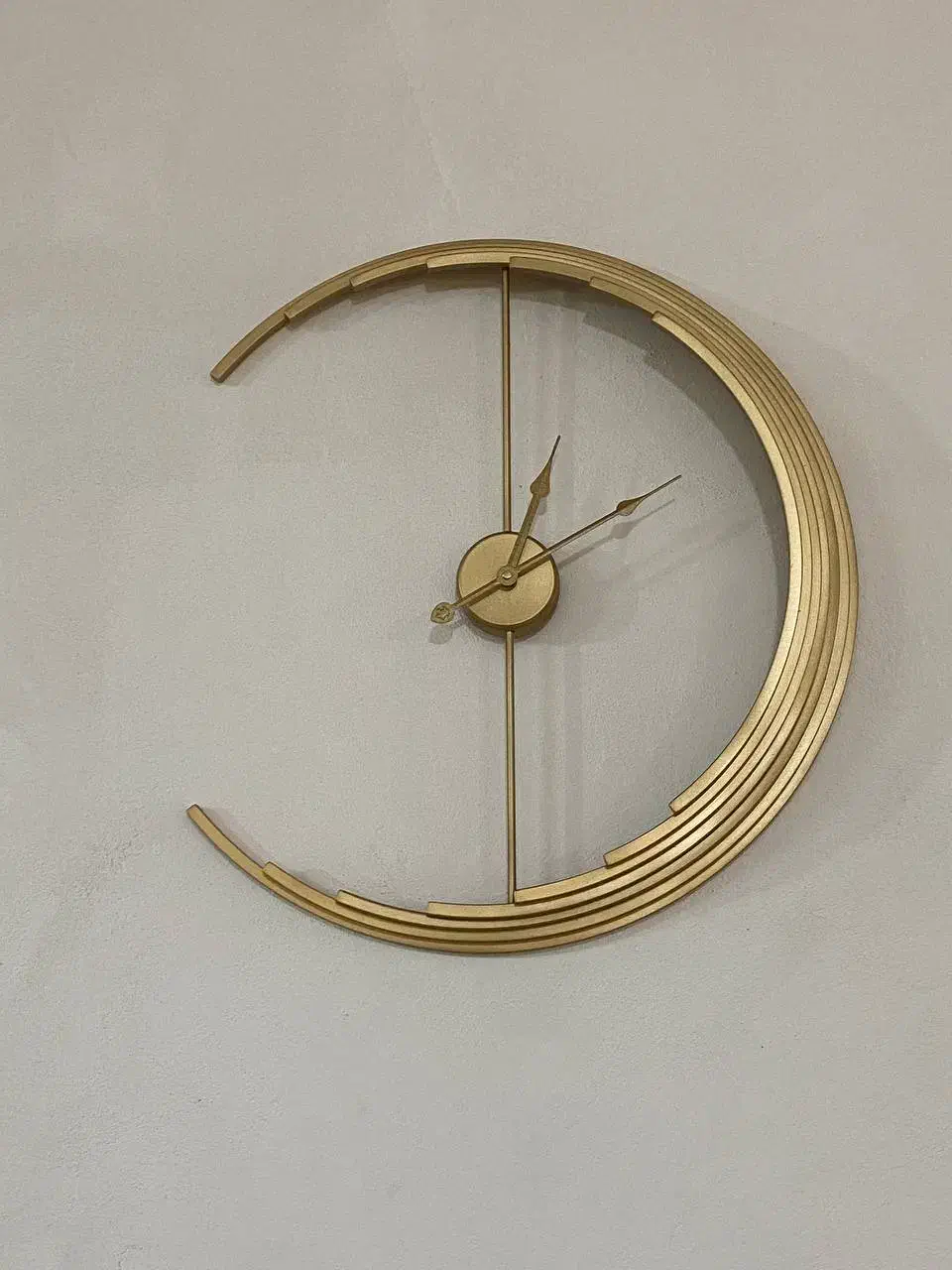 ساعت دیواری ماهگون|ساعت دیواری و تزئینی|صدرا-فارس, |دیوار