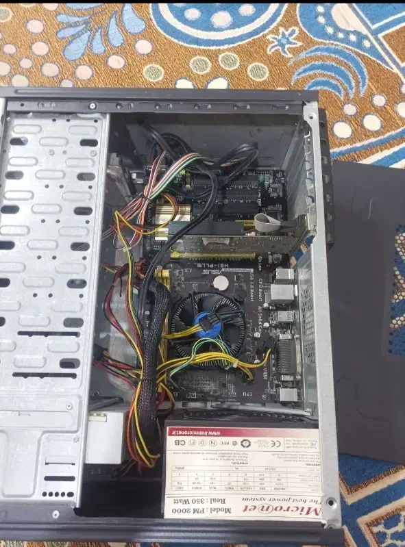 کامپیوتر سیستم خانگی تمیز|رایانه رومیزی|اهواز, زیتون کارگری|دیوار