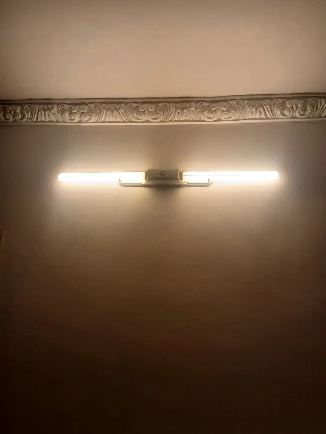 چهار عدد لامپ مهتابی سالم|لامپ و چراغ|اردبیل, |دیوار