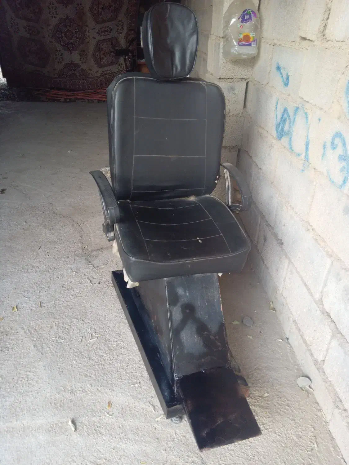 دوستان صندلی اصلاح کارکرد صابت|آرایشگاه و سالنهای زیبایی|گنبد کاووس, |دیوار