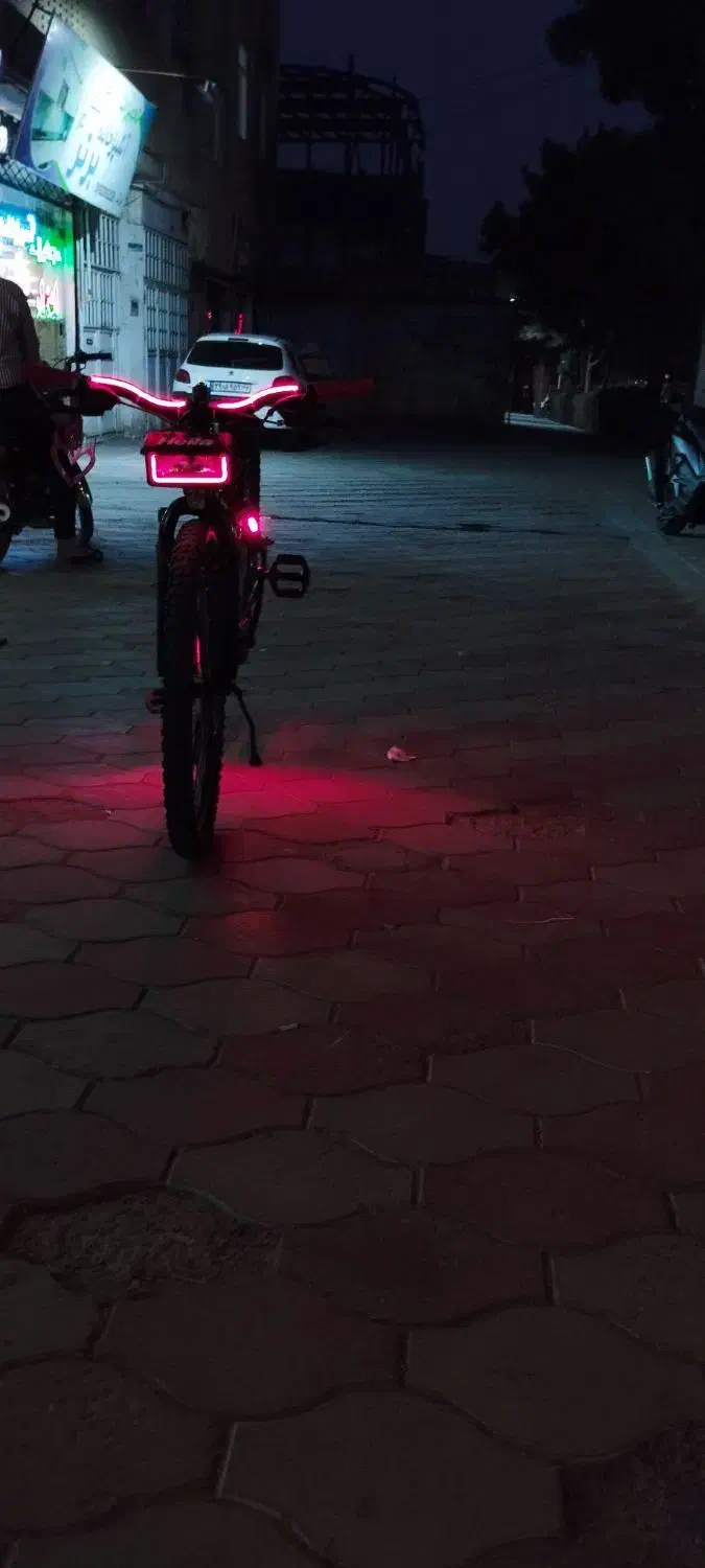 دوچرخه 26 لوازمی|دوچرخه، اسکیت، اسکوتر|تربت جام, بیست متری منبع آب|دیوار