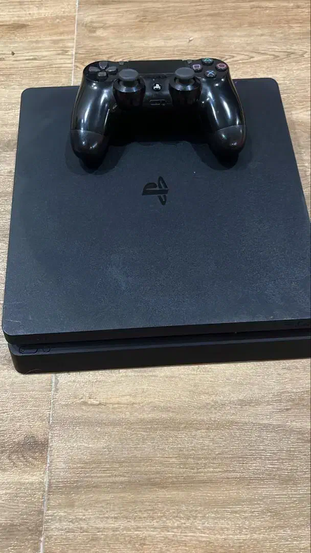 فروش ps4 اسلیم|کنسول، بازی ویدئویی و آنلاین|سلمان‌شهر, |دیوار