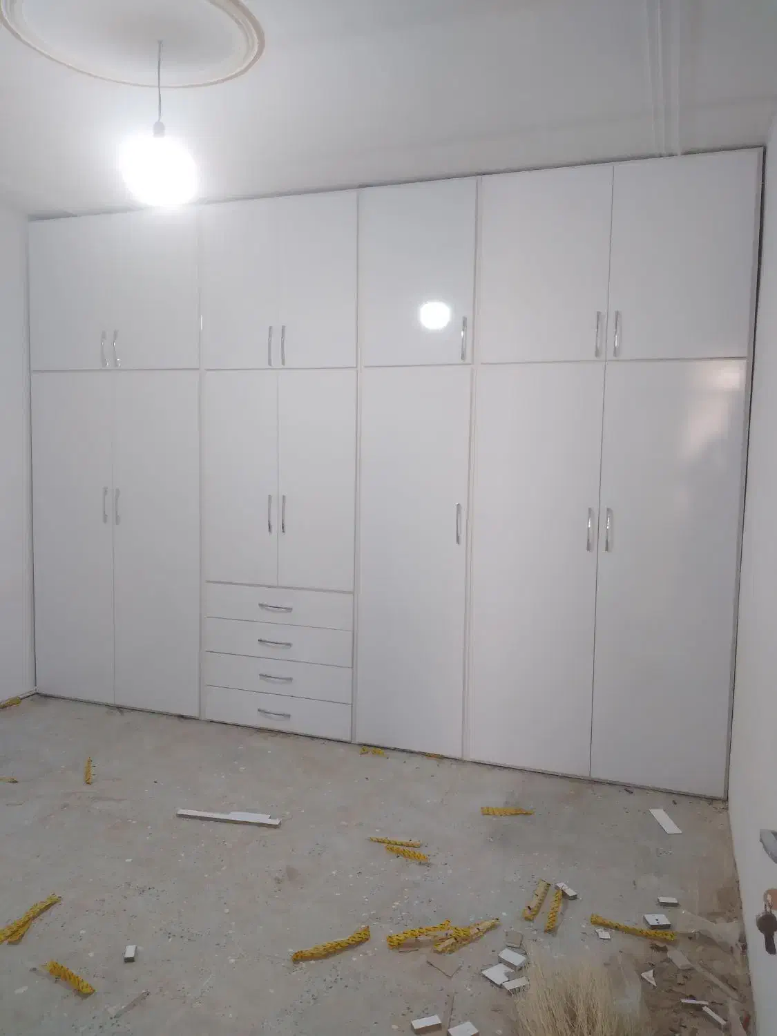 ساخت وتعمیرات کمد وکابینت ونصب کابینت  پیش ساخته|خدمات پیشه و مهارت|خرم‌آباد, |دیوار