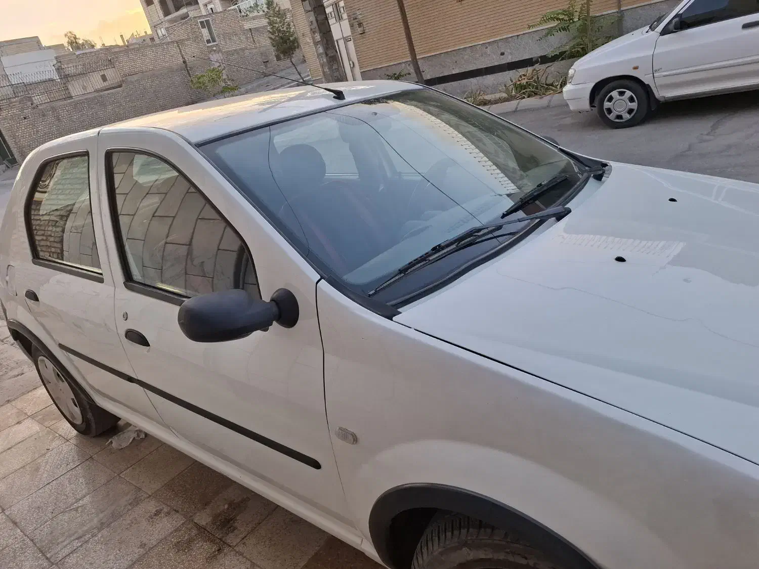 رنو تندر 90 (L90 لوگان) E1، مدل ۱۳۹۱|خودرو سواری و وانت|خمینی‌شهر, |دیوار