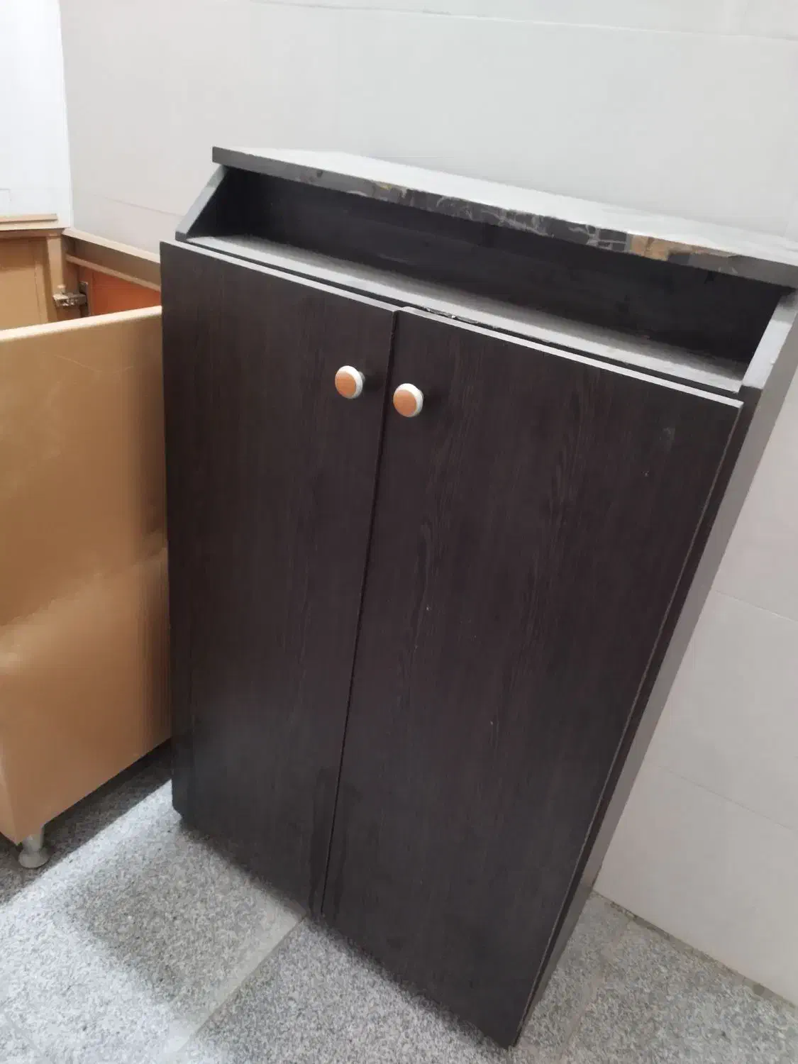 جاکفشی|جاکفشی، کمد، دراور|گرگان, |دیوار