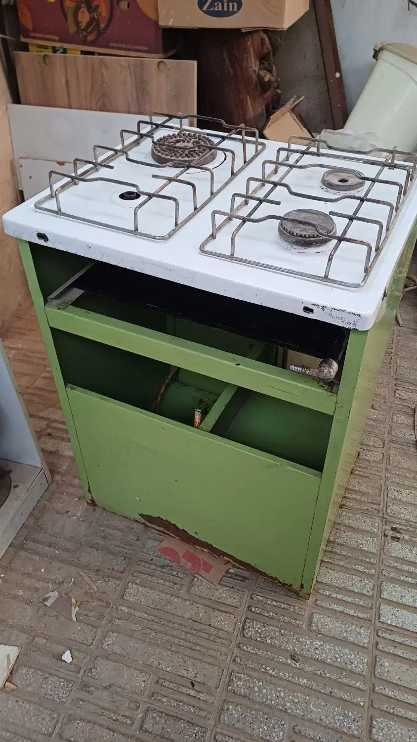 اجاق گاز قدیمی|اجاق گاز و لوازم برقی پخت‌وپز|همدان, |دیوار