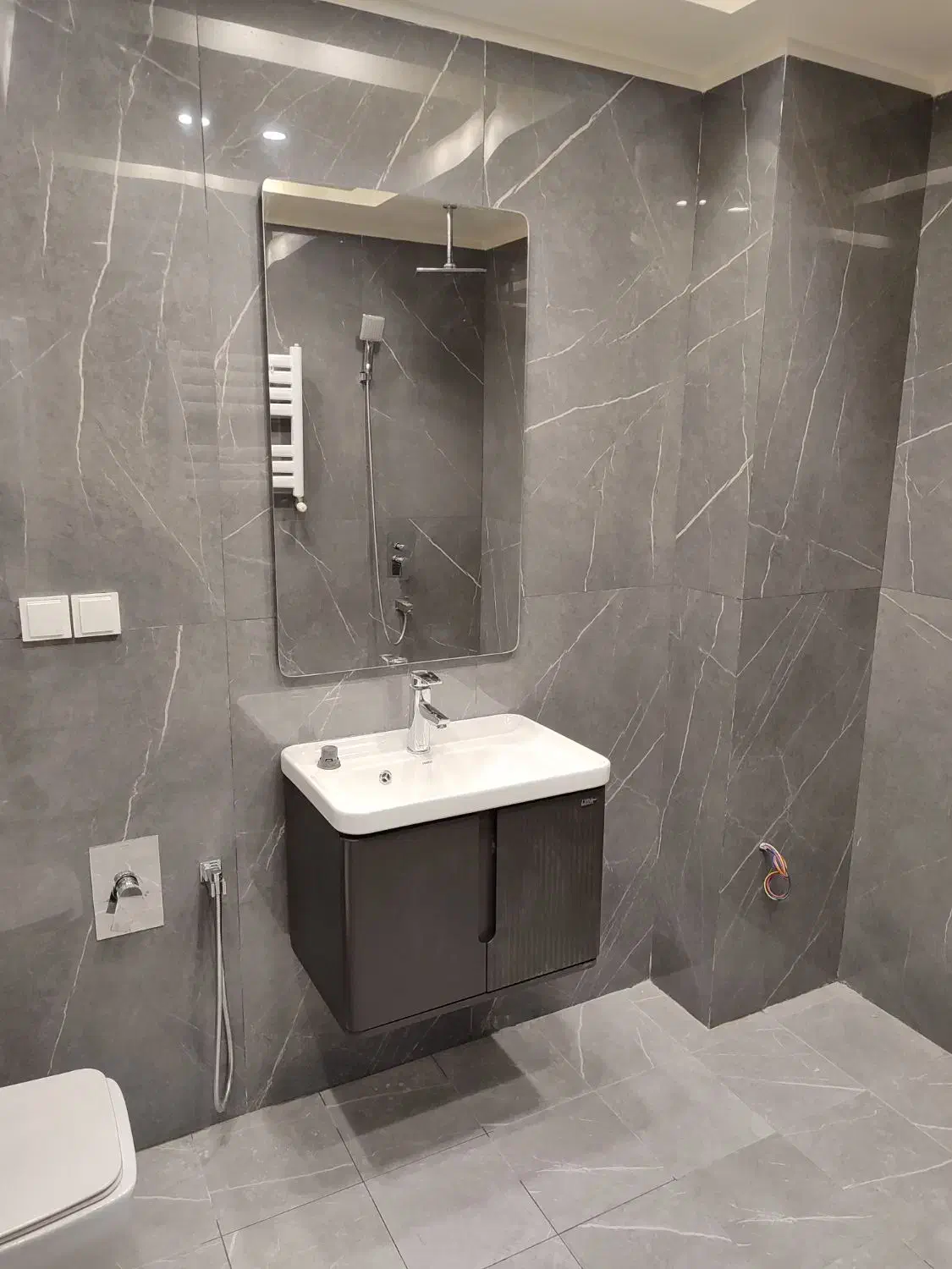 نصب روشویی،شیرالات،توالت فرنگی،والهنگ،تصفیه اب|خدمات پیشه و مهارت|خمین, |دیوار