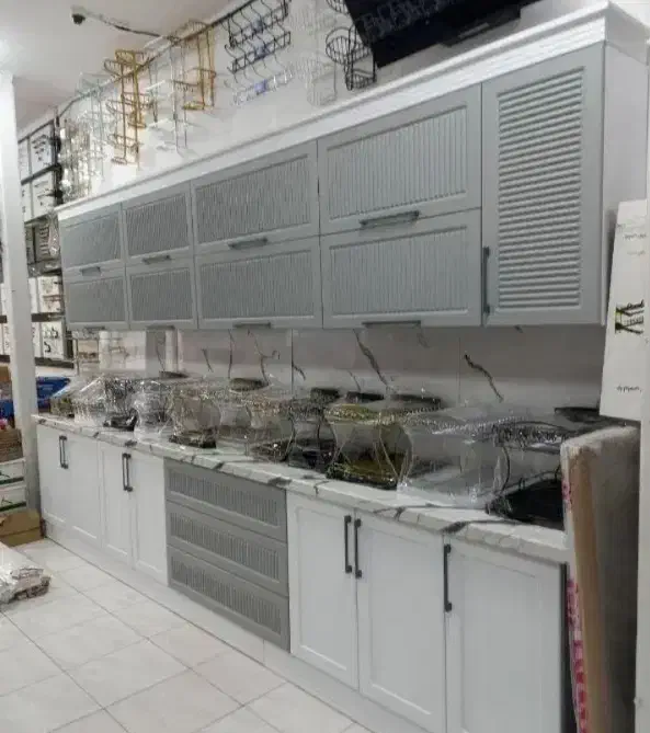 شاگرد فروشند در نمایشگاه کابینت آماده نیازمندیم|استخدام خدمات فروشگاه و رستوران|محمدشهر, محمدشهر|دیوار