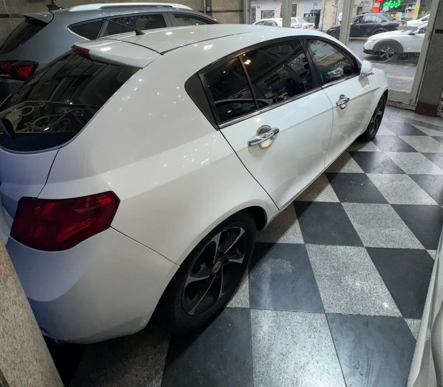 جیلی امرگرند ۲۰۱۴ بی رنگ|خودرو سواری و وانت|تهران, زنجان جنوبی|دیوار