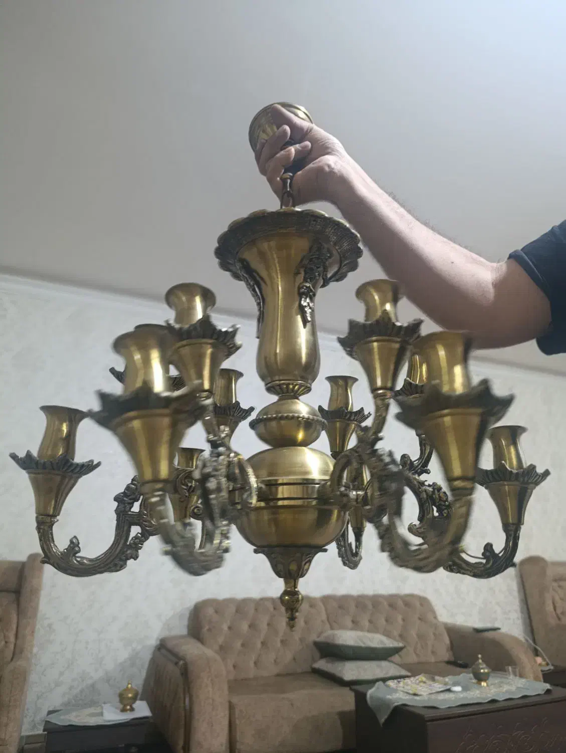 لوستر برنزی 6پایه ای و 12 شمع|لوستر و چراغ آویز|مشکیندشت, |دیوار