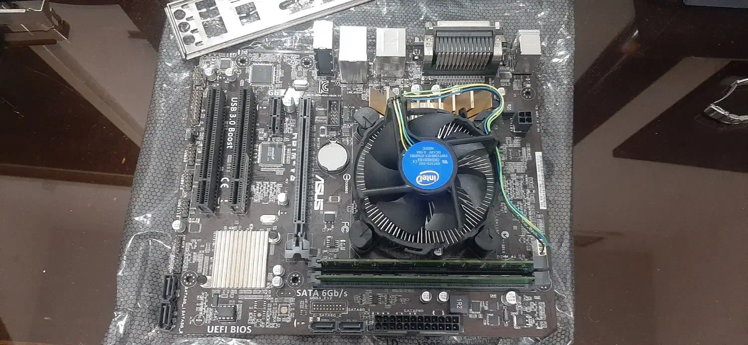 مادربرد ایسوس به همراه سی پی یو و رم H81M-V3|قطعات و لوازم جانبی رایانه|تهران, هفت چنار|دیوار