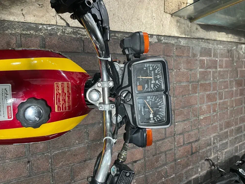 موتور هوندا مدل ۹۳ استارتی|موتورسیکلت|تهران, شهرک شریعتی|دیوار