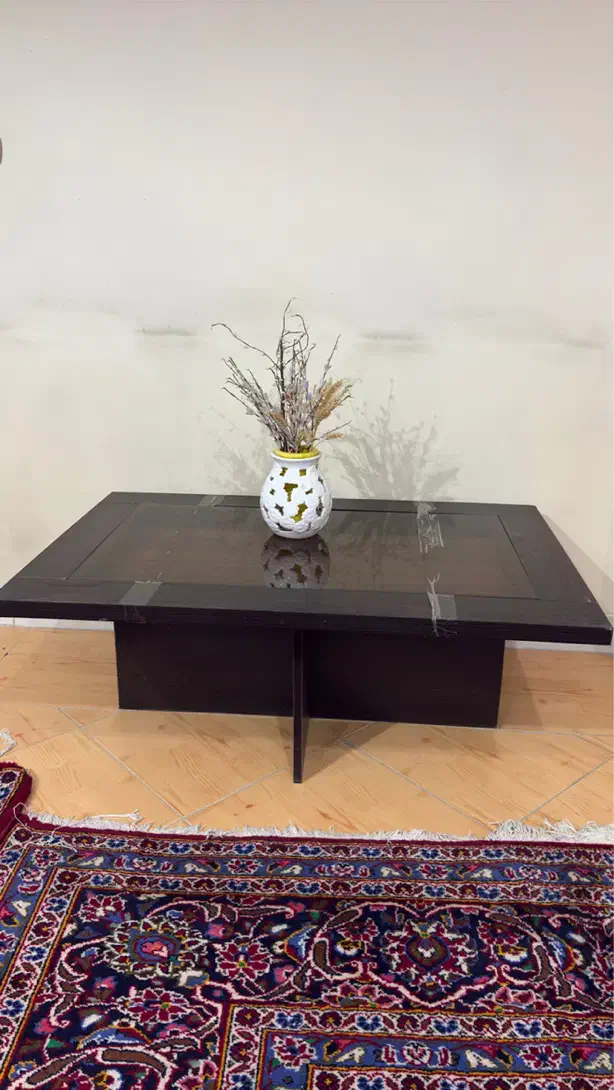 میز شیشه ای وسط و سه عدد گل میز شیشه ای |مبلمان خانگی و میز عسلی|شیراز, فرهنگ شهر|دیوار