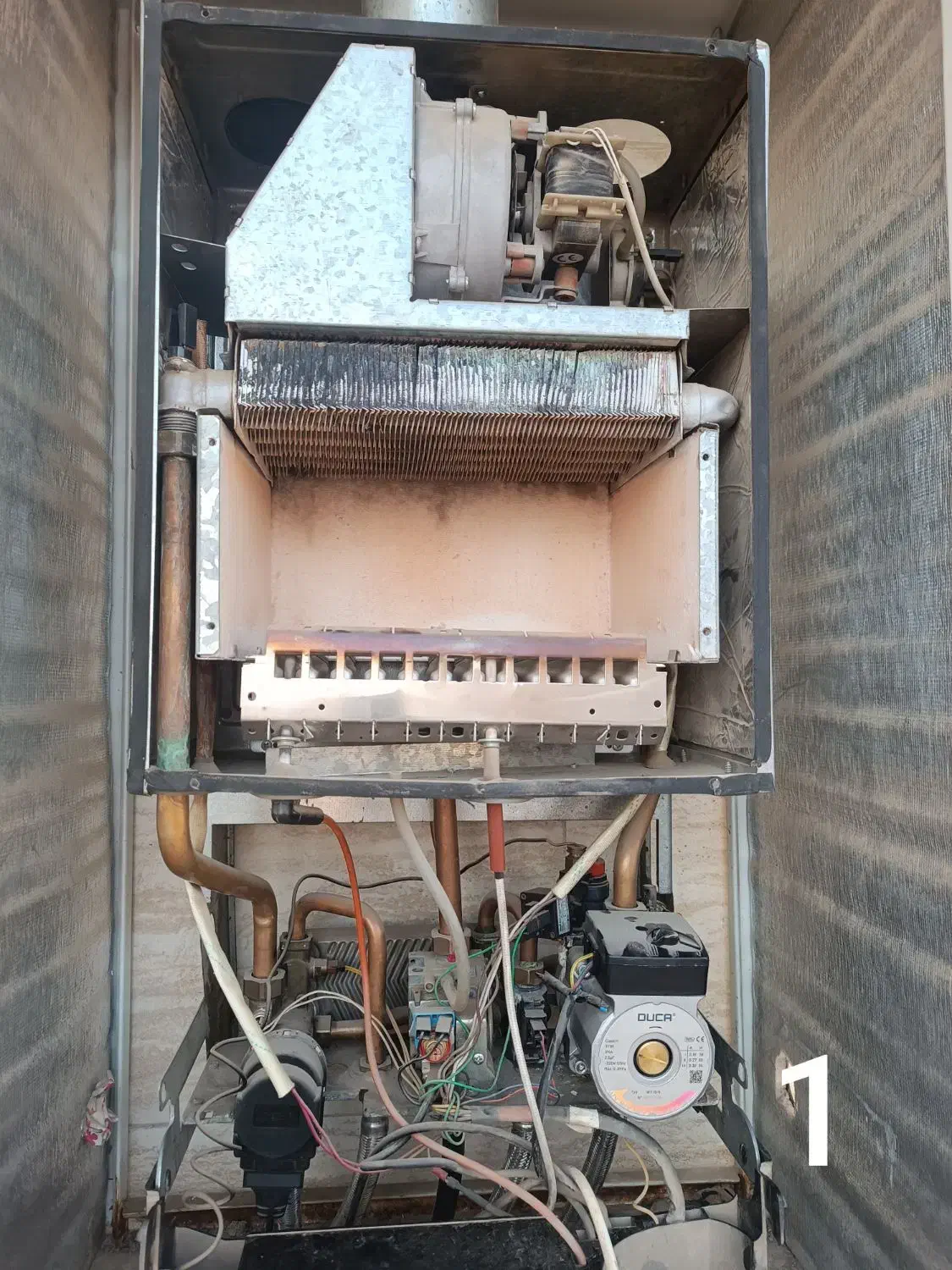 پکیج و آبگرمکن دیواری|خدمات پیشه و مهارت|شاهین‌شهر, نظامی|دیوار