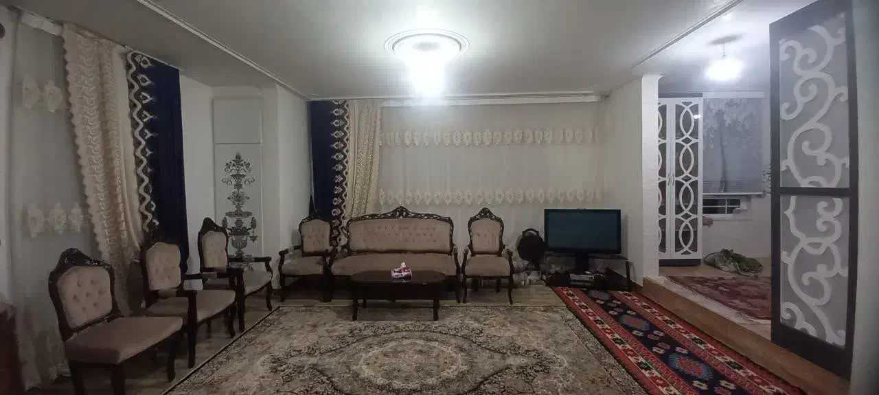 مبل سلطنتی|مبلمان خانگی و میز عسلی|اقبالیه, |دیوار