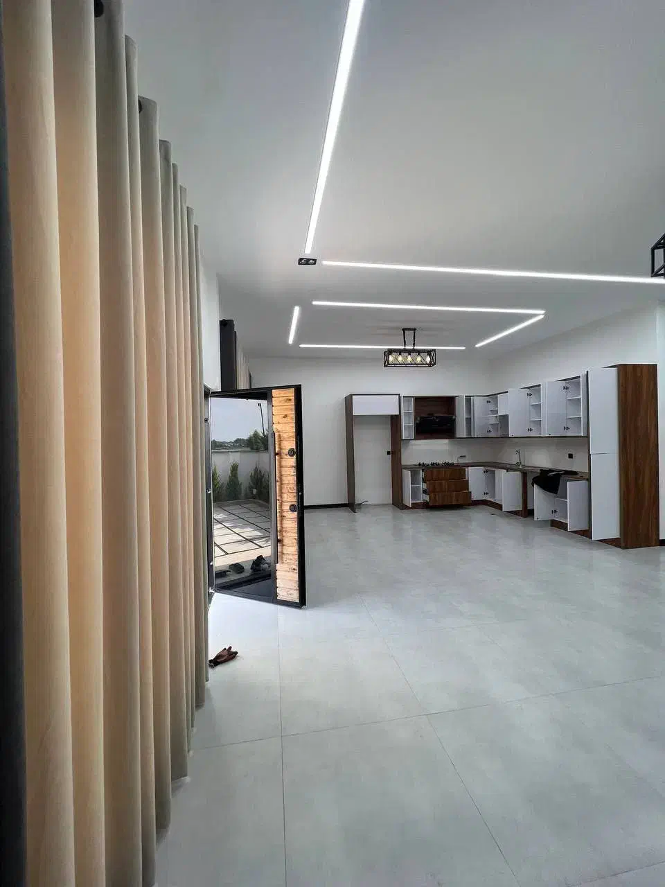 ویلافلت نمامدرن ۲۲۰متری شیک با بهترین متریال|فروش خانه و ویلا|فرح آباد, |دیوار