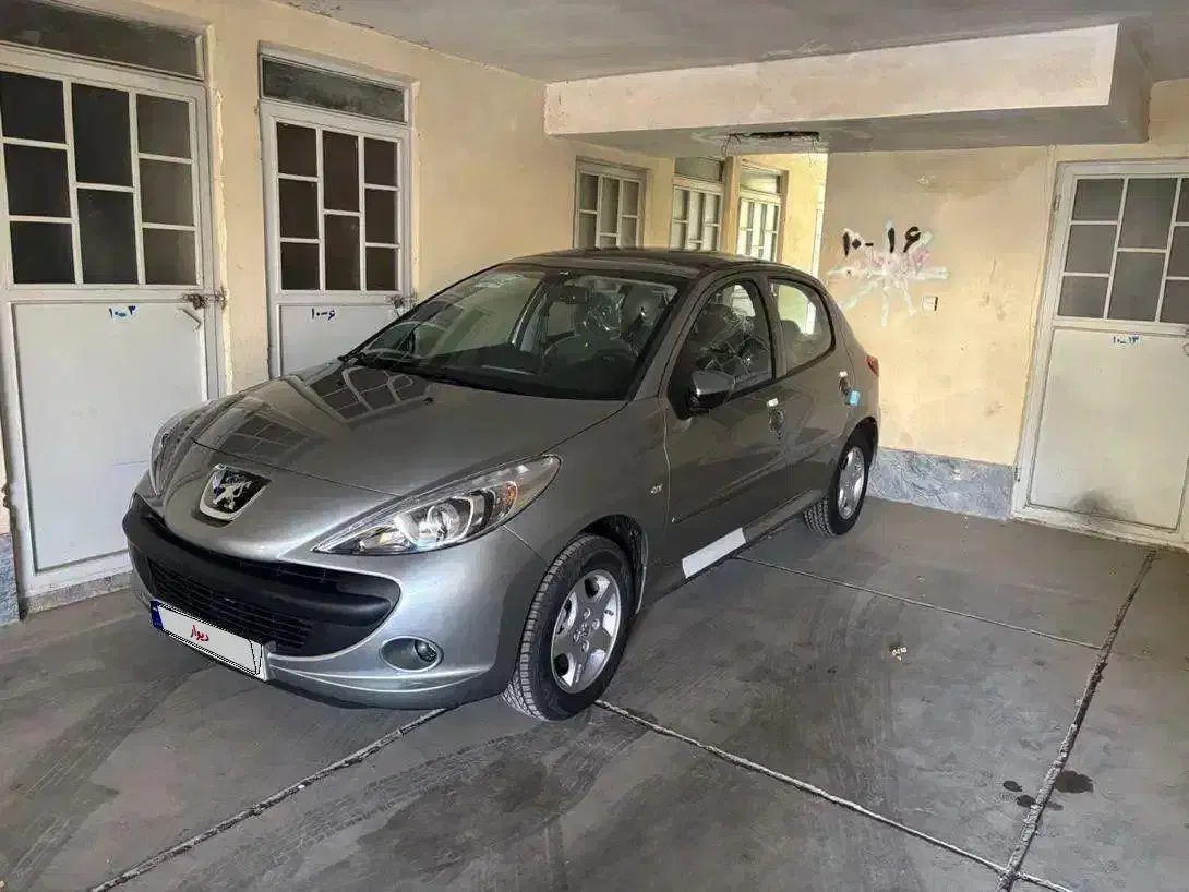 پژو ۲۰۷ اتومات TU5Pسقف پانا، ESP و استاندارد۸۵گانه|خودرو سواری و وانت|تهران, مطهری|دیوار