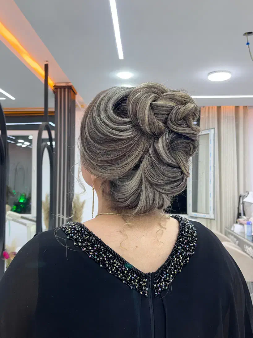 شنیون فقط 350 تومن|خدمات آرایشگری و زیبایی|الوند, |دیوار