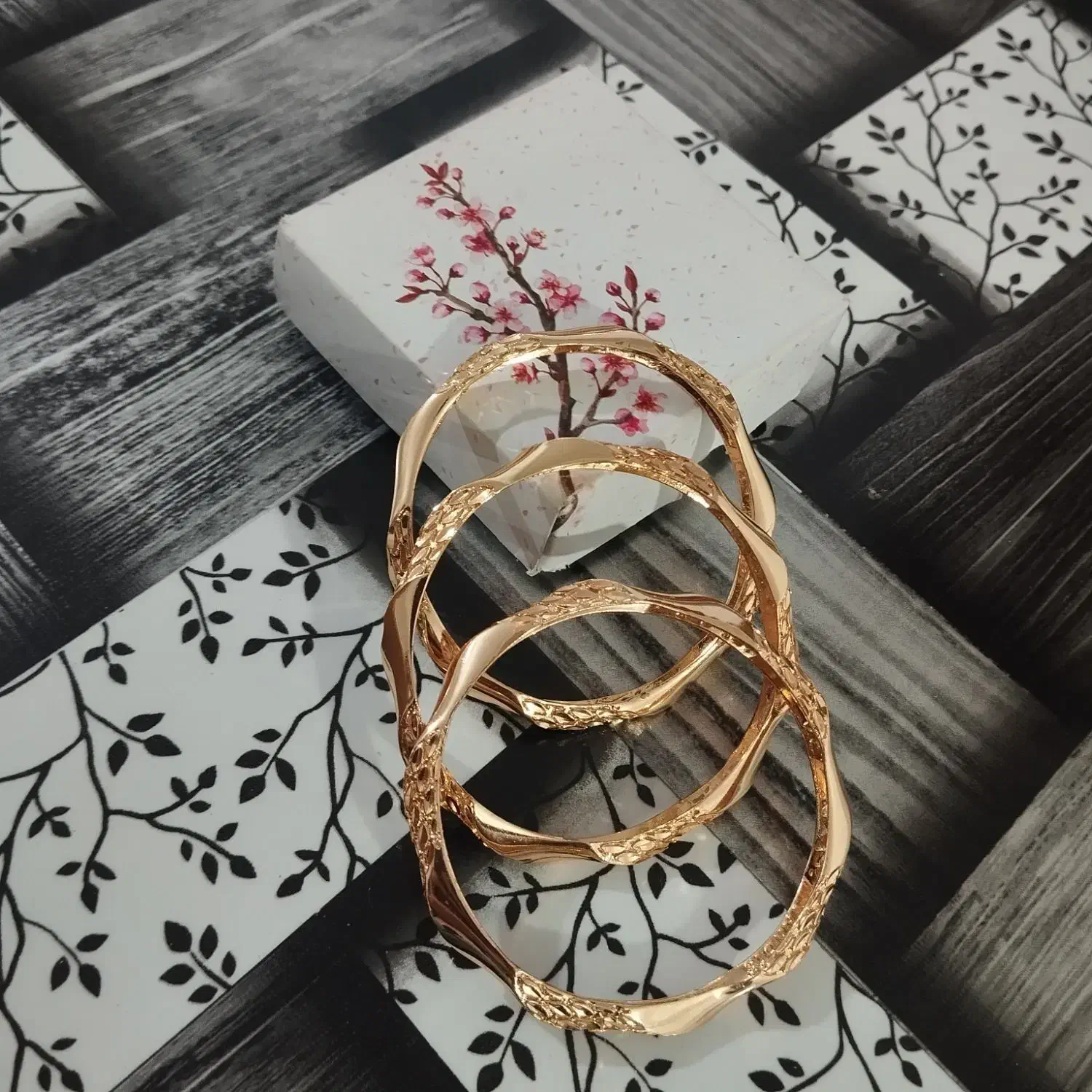 النگونو(بدلیجات)|بدلیجات|زابل, |دیوار