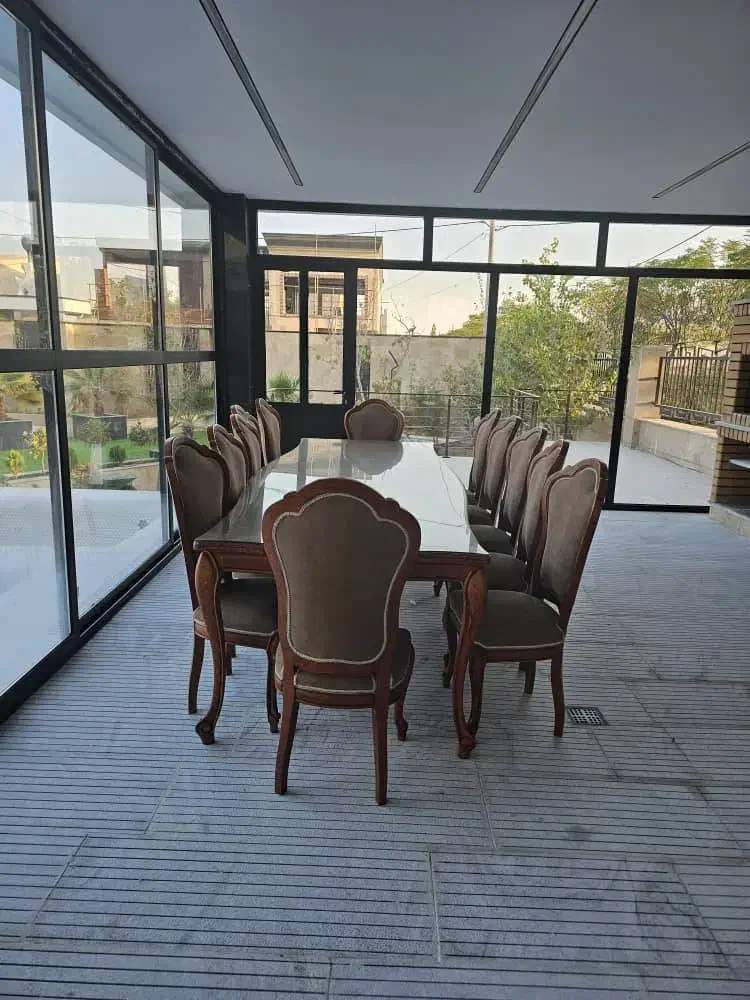 میز غذاخوری و ویترین|میز و صندلی غذاخوری|رباطکریم, پرندک|دیوار