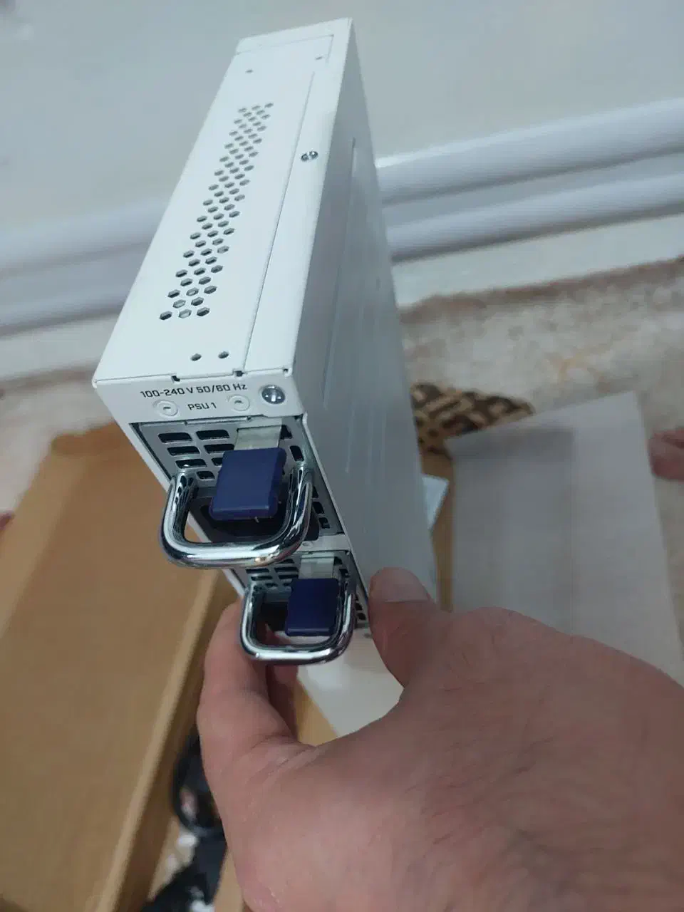 CCR 2004-16G2S+ روتر میکروتیک|مودم و تجهیزات شبکه|تهران, دکتر هوشیار|دیوار