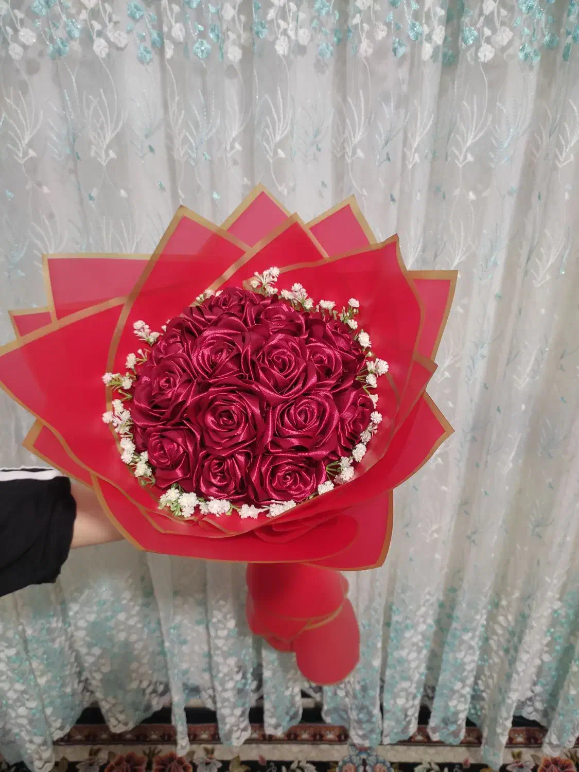 گل رز بانی|گل مصنوعی|قم, قلعه کامکار|دیوار