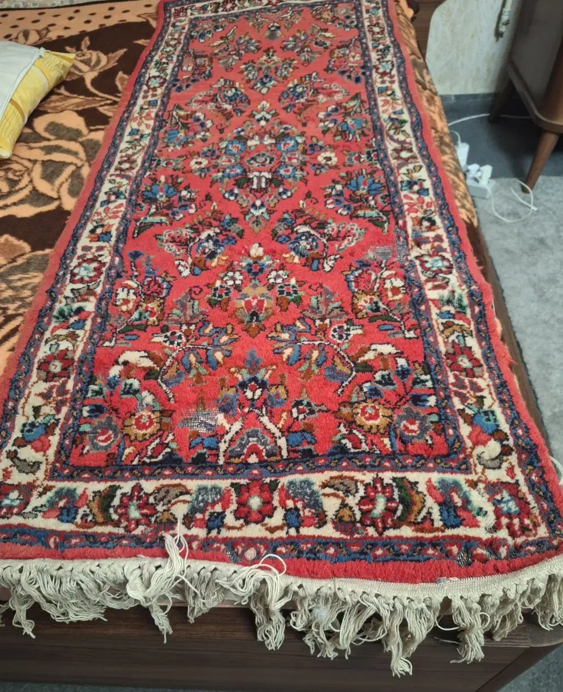 فرش کناره دست بافت|فرش|اراک, |دیوار