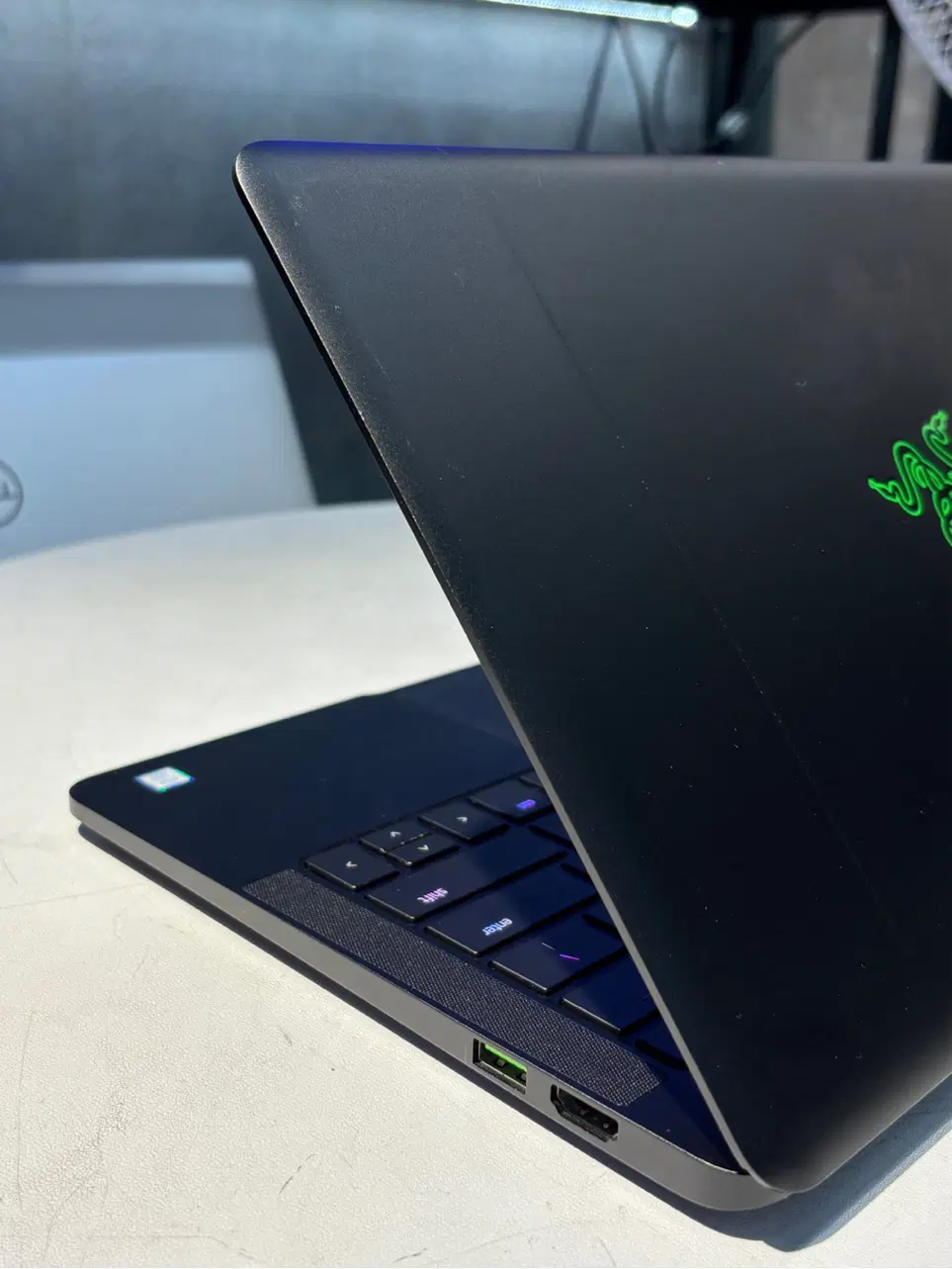 لپتاپRazer/پردازندهi7نسل۸/رم۸گیگ/صفحه لمسی3K|رایانه همراه|تهران, میدان ولیعصر|دیوار