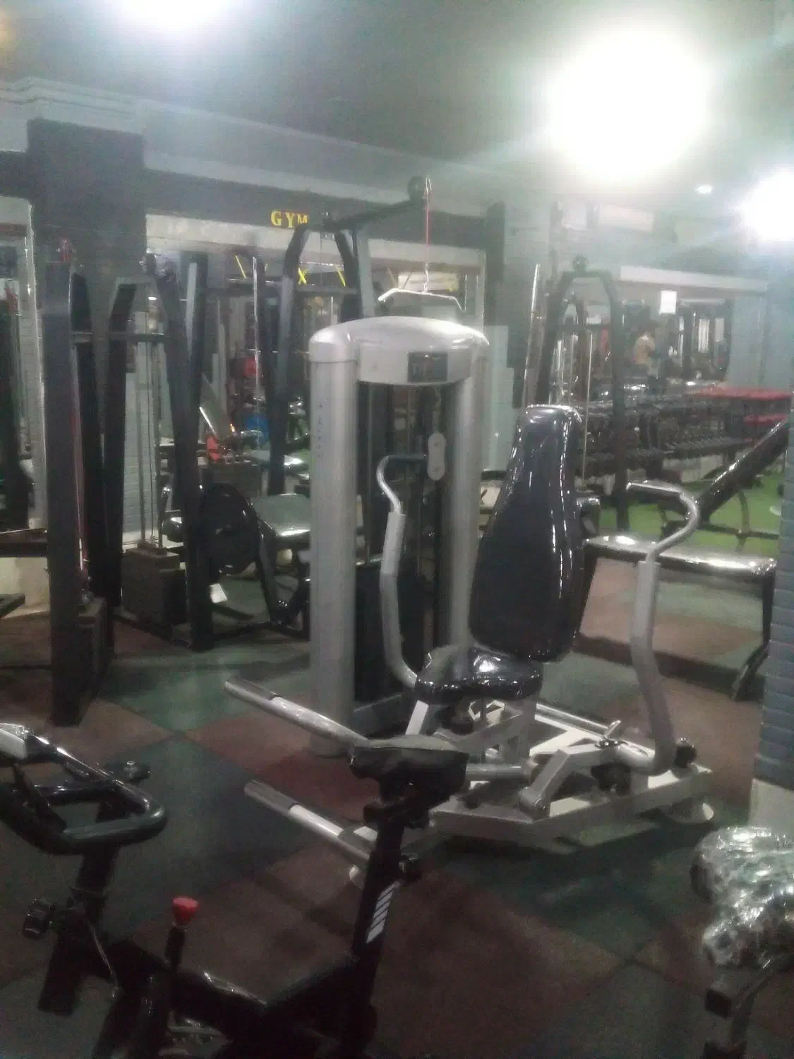 باشگاه بدنسازی۱۳۳ خ محتشم|تجهیزات ورزشی|اصفهان, جلفا|دیوار