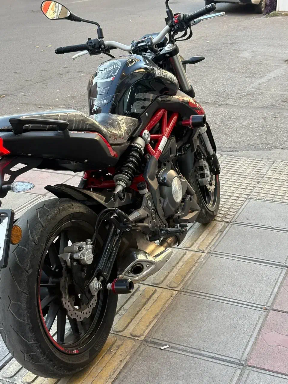 بنلی 300|موتورسیکلت|ساری, |دیوار