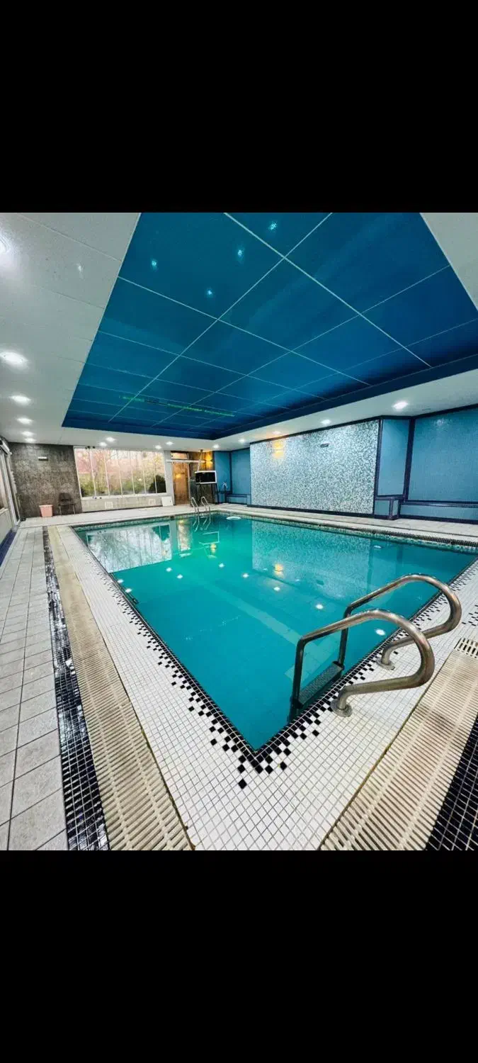 اجاره روزانه/هفتگی/ماهانه / انواع ویلا باغ|اجارهٔ کوتاه‌مدت ویلا و باغ|شیراز, گویم|دیوار