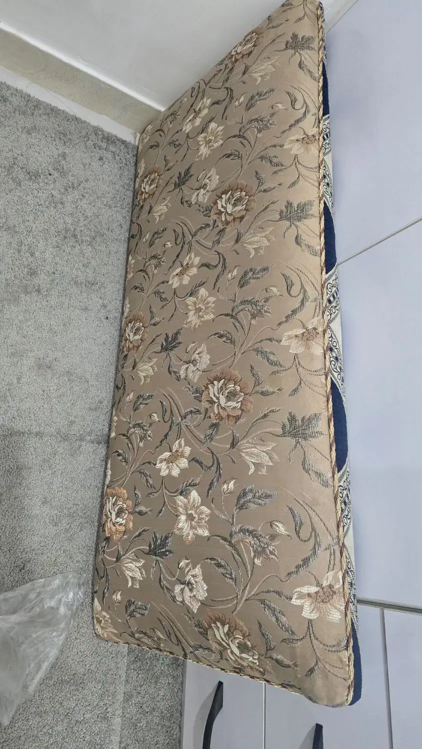 پشتی|پشتی|اهواز, کوی مهدیس|دیوار