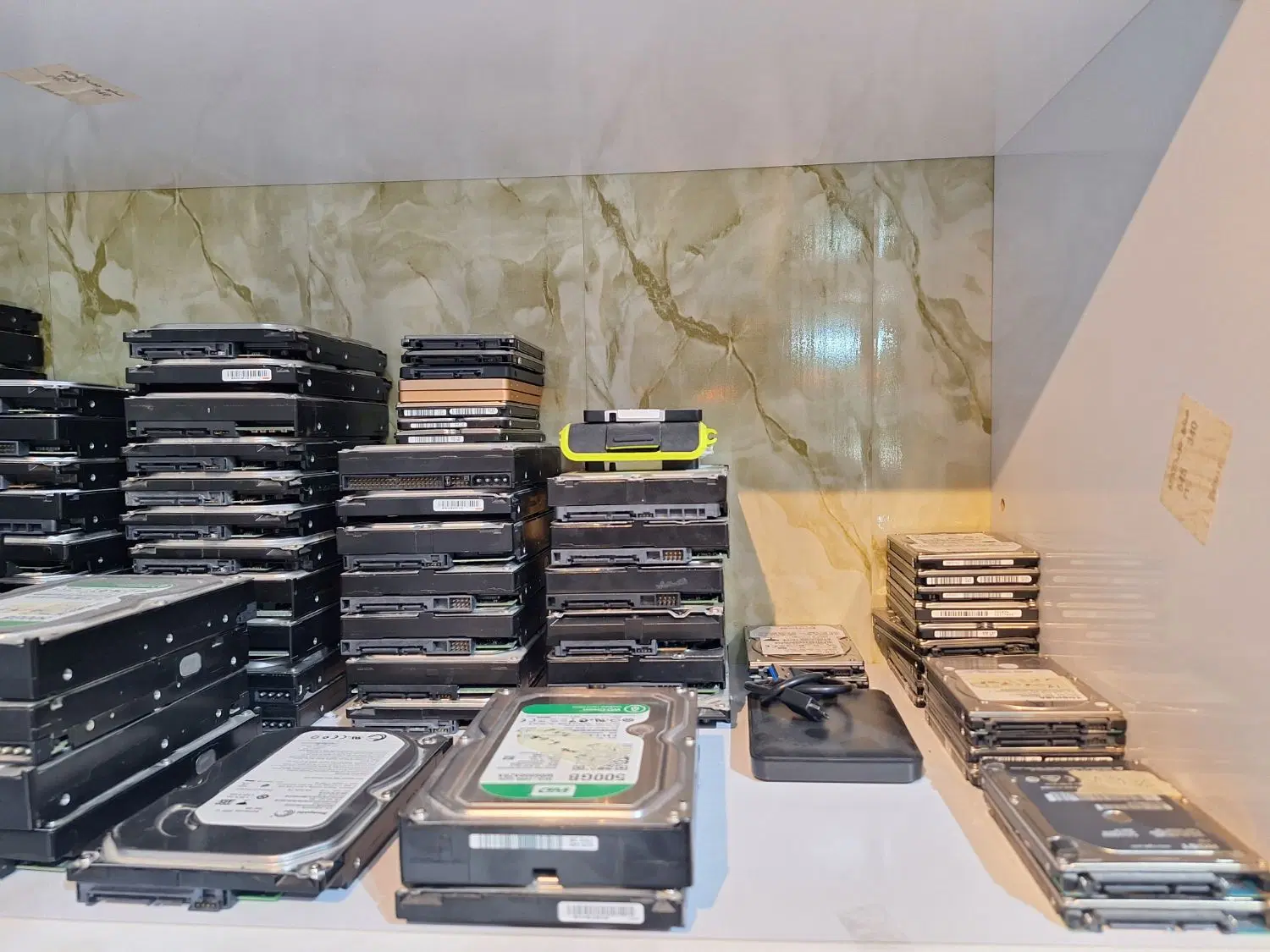 هارد 3TB|قطعات و لوازم جانبی رایانه|خمینی‌شهر, |دیوار