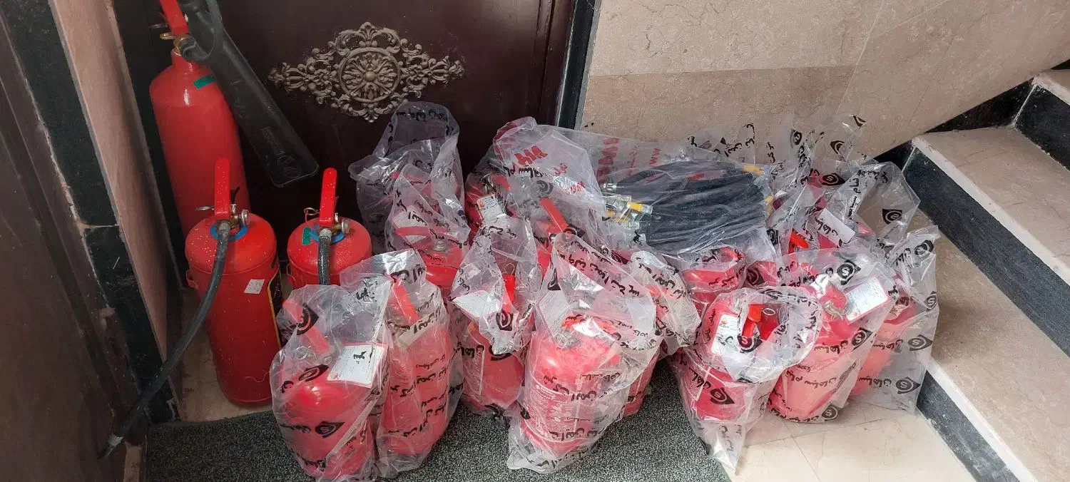 شارژ و فروش انواع کپسول های آتش نشانی|خدمات پیشه و مهارت|خاوران, |دیوار